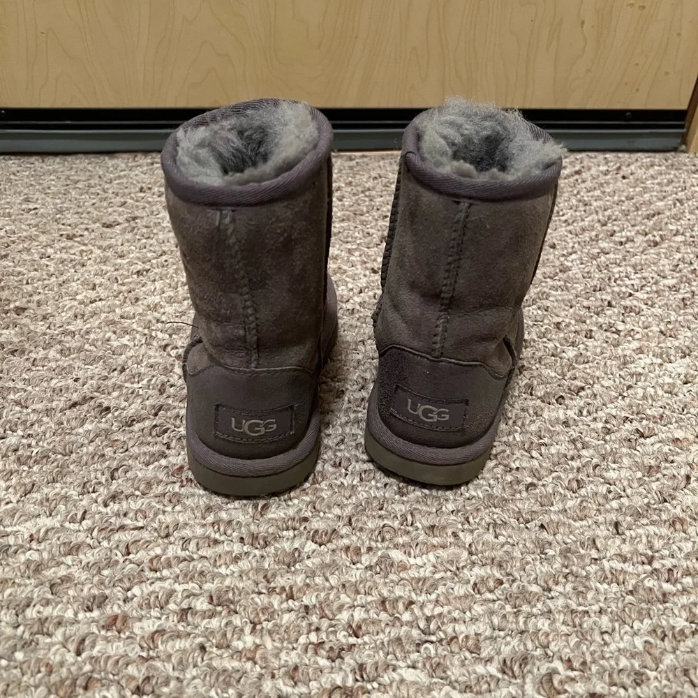 Girls Ugg boots
